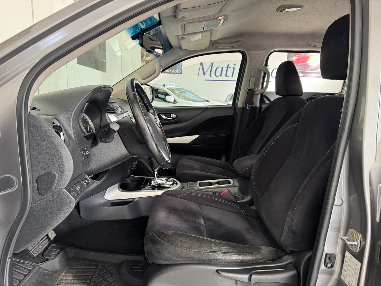Nissan Navara 2.3 dCi 190 CV 7AT 4WD Double Cab N-Connecta