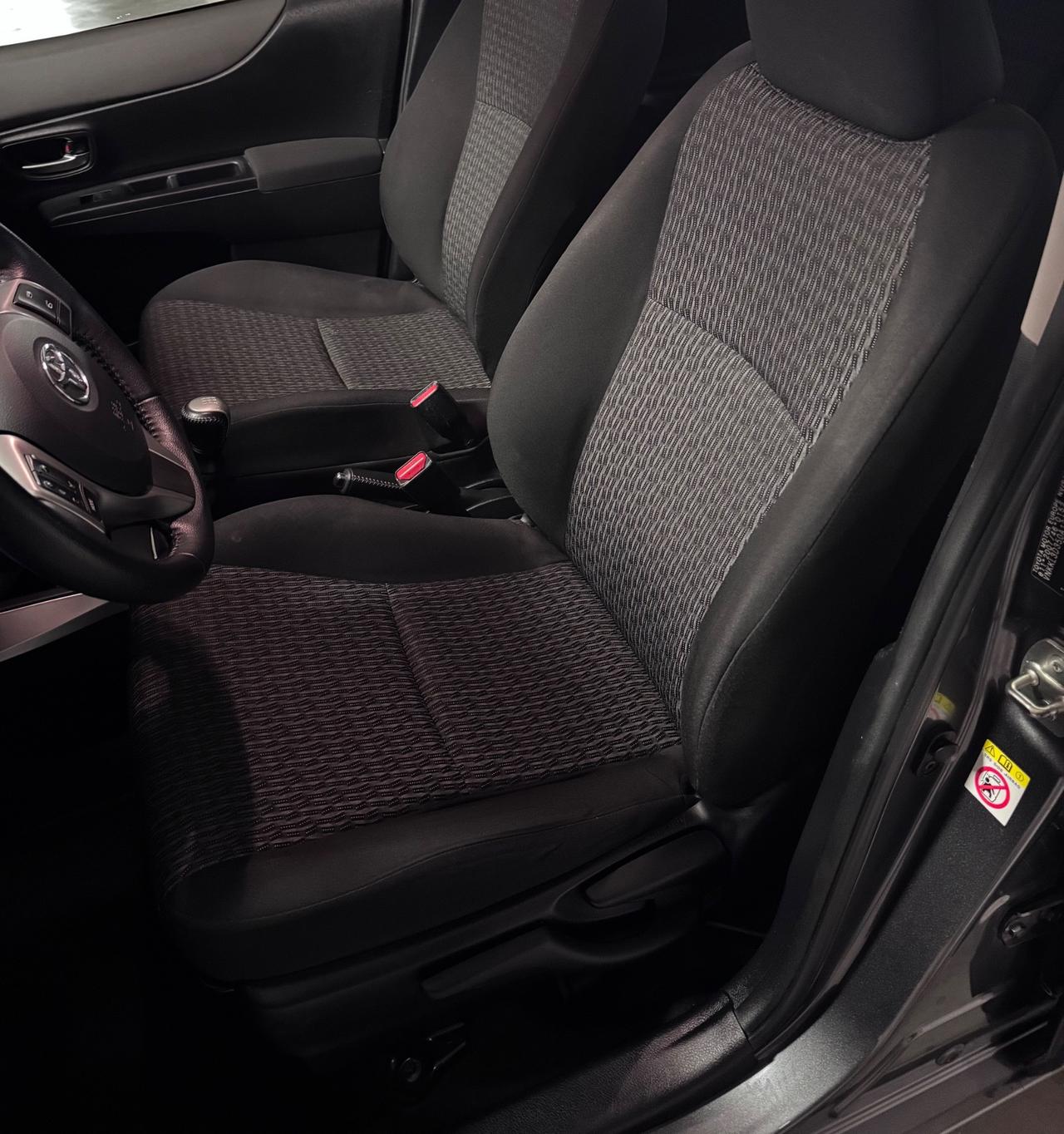 Toyota Yaris 1.0 5 porte Lounge