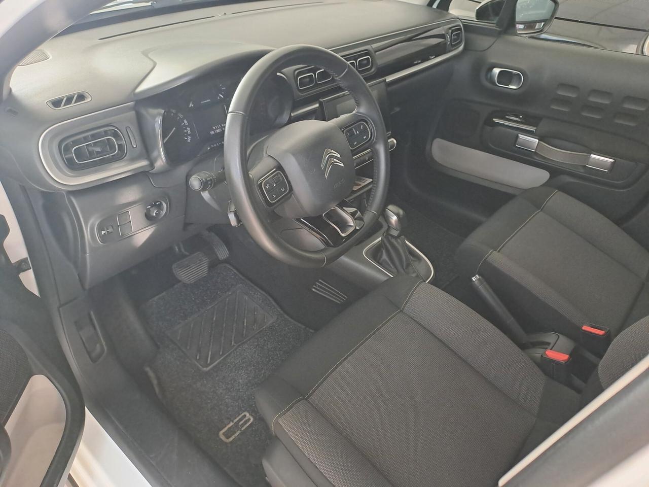 Citroen C3 1.2 Benzina 110cv EAT6 Shine km 51365
