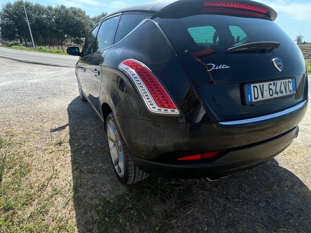 Lancia Delta 1.9 MJT Twinturbo DPF Platino