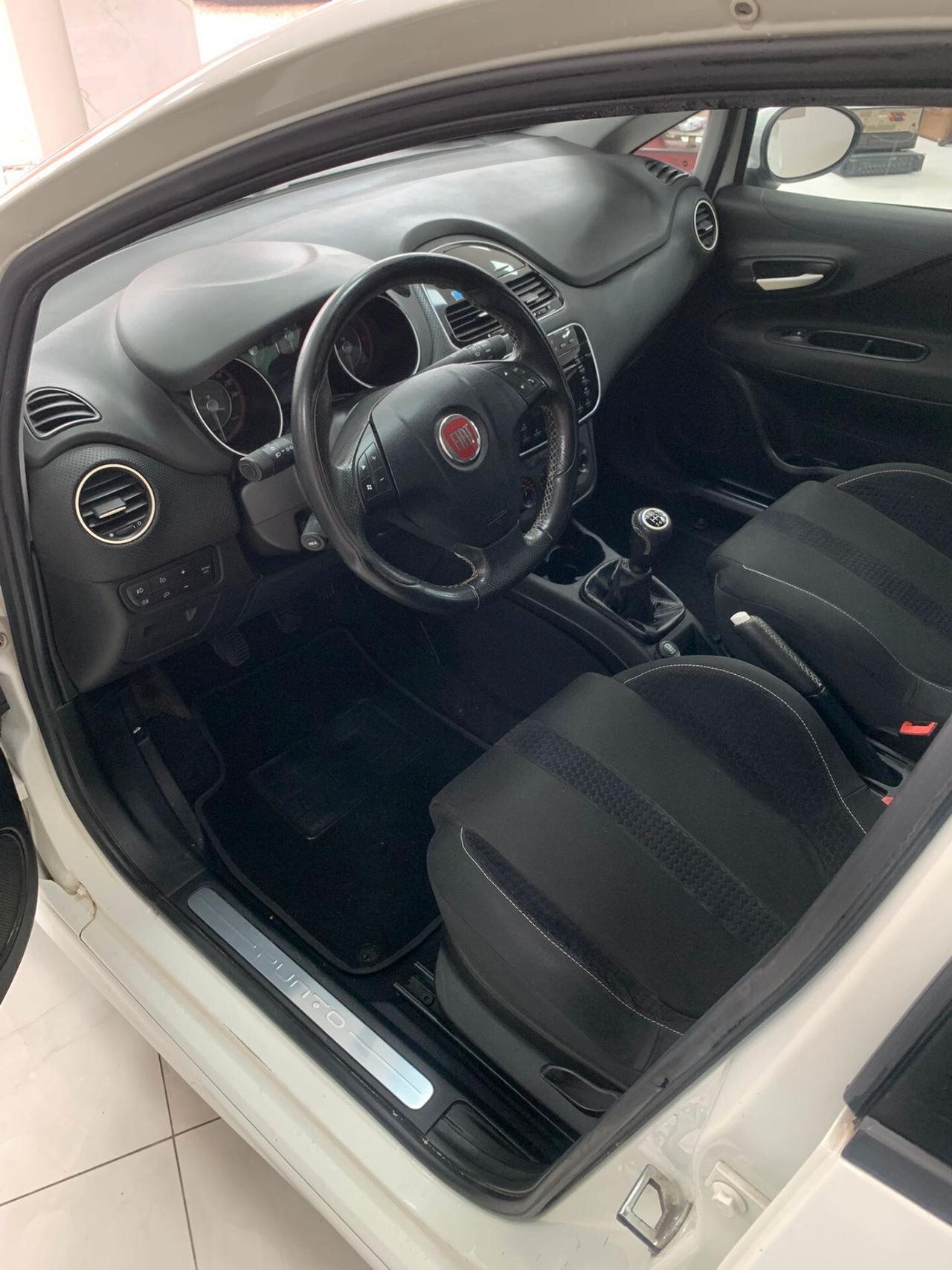 Fiat Punto Evo 1.3 Mjt 95 CV DPF 5 porte S&S Dualogic Emotion