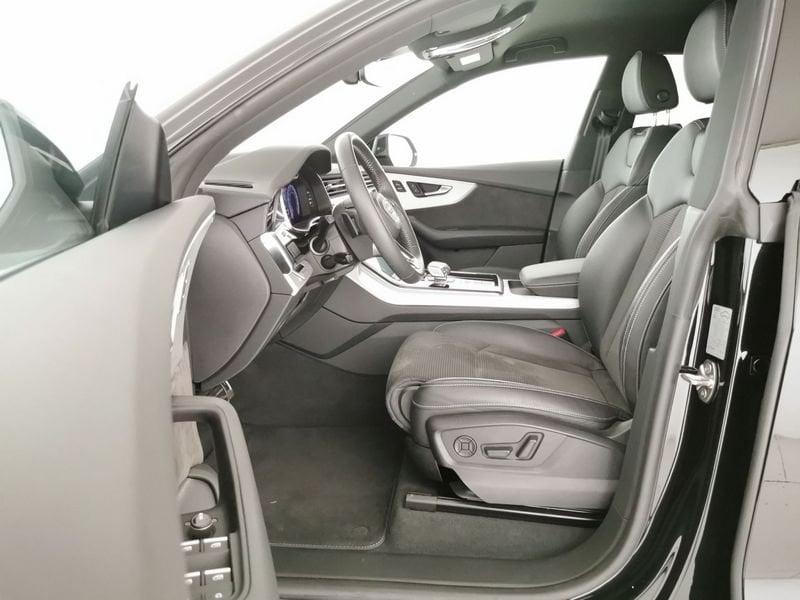 Audi Q8 45 3.0 tdi mhev Sport quattro tiptronic