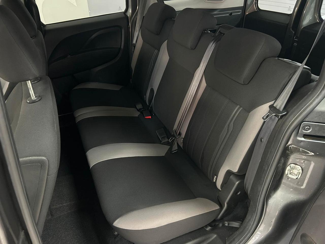 Fiat Doblò 1.6 MJT 105CV Lounge N1