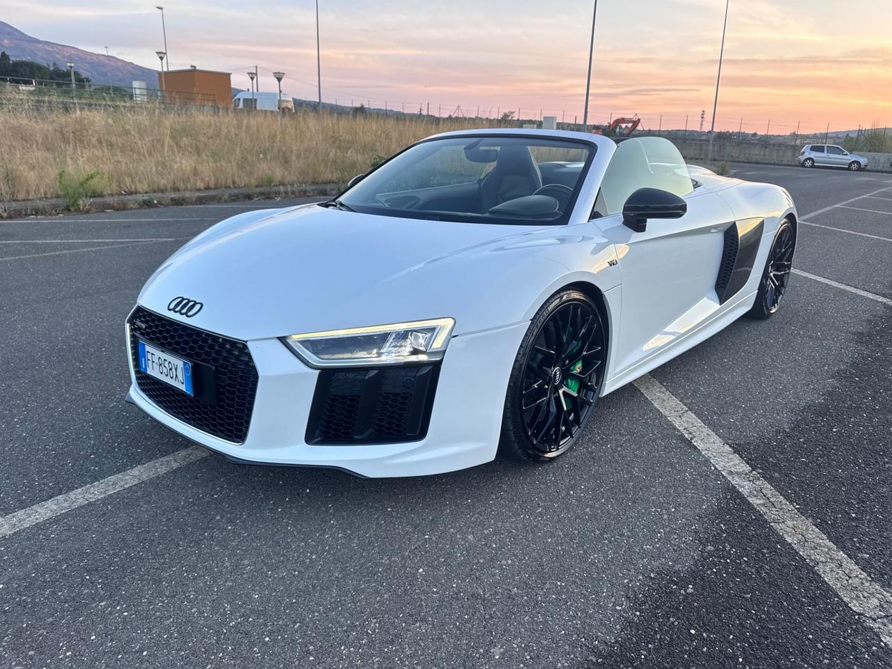 Audi R8 Spyder 5.2 FSI quattro S tronic full carbonio PERMUTE