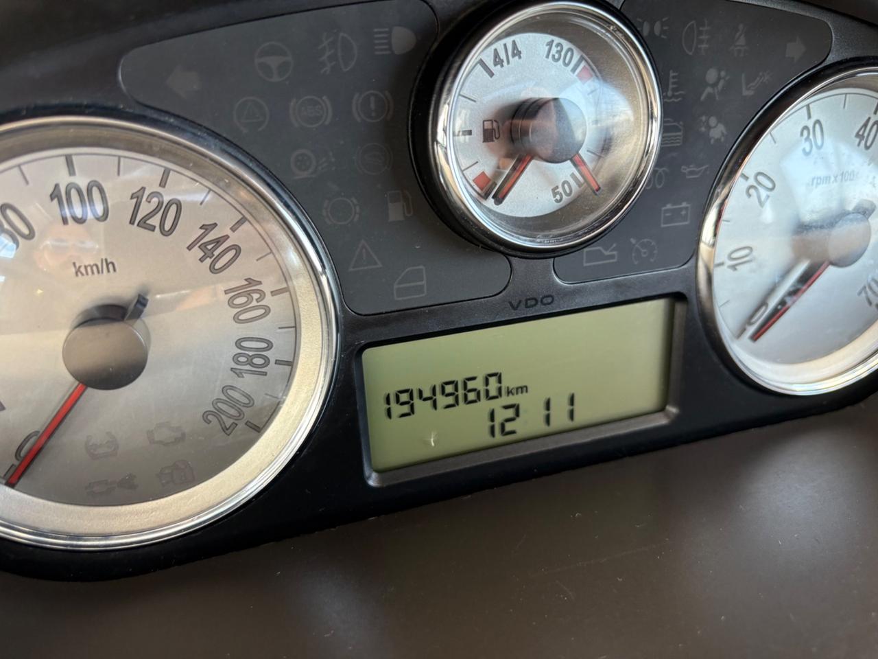 Lancia Ypsilon 1.3 MJT 75 CV Platino TETTO APRIBILE