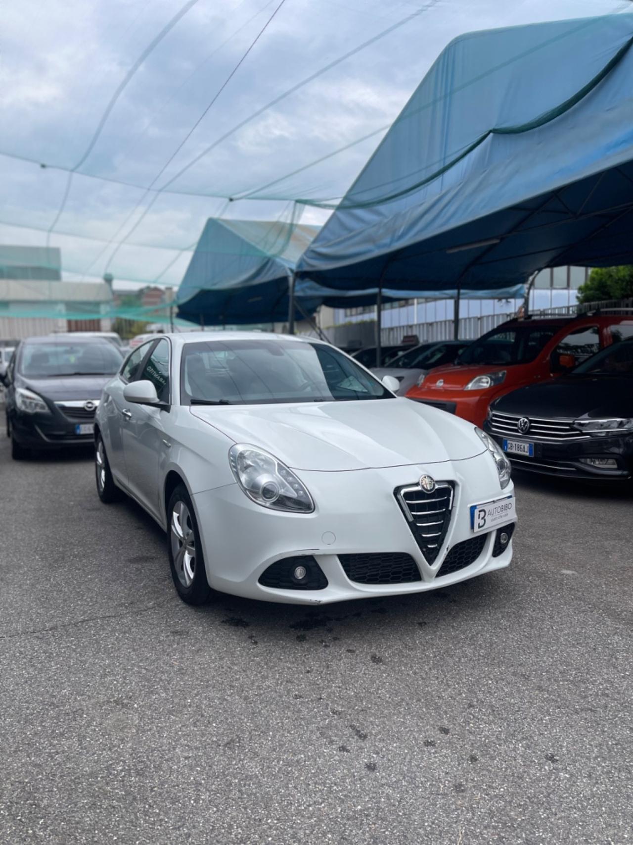 Alfa Romeo Giulietta 1.6 JTDm-2 105 CV Distinctive