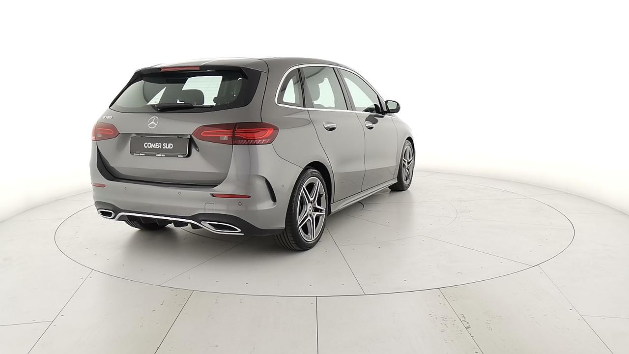 Mercedes-Benz Classe B - W247 2023 - B 180 AMG Line Premium auto
