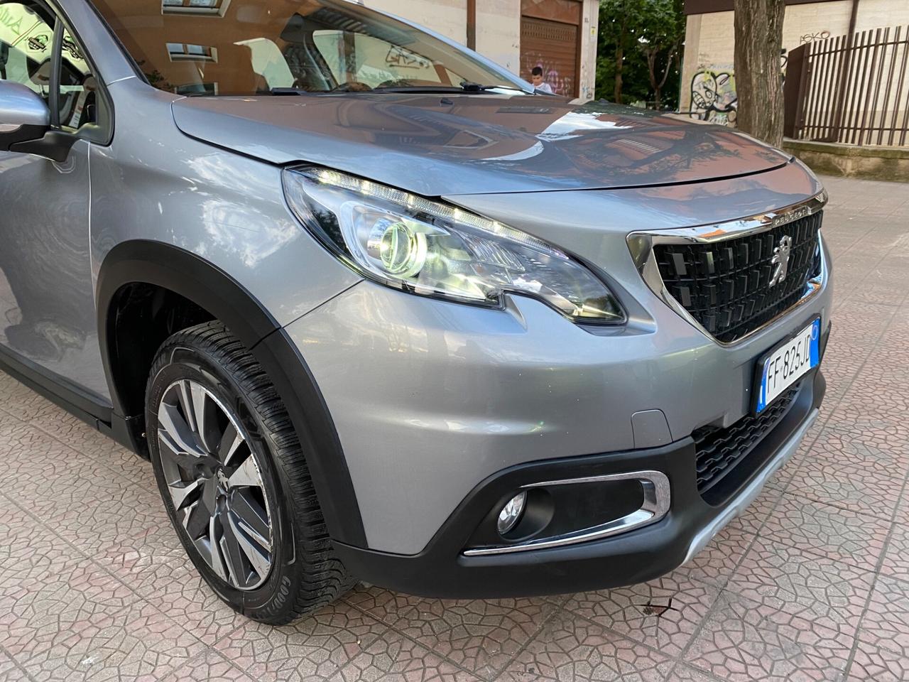 Peugeot 2008 BlueHDi 120 S&S Crossway