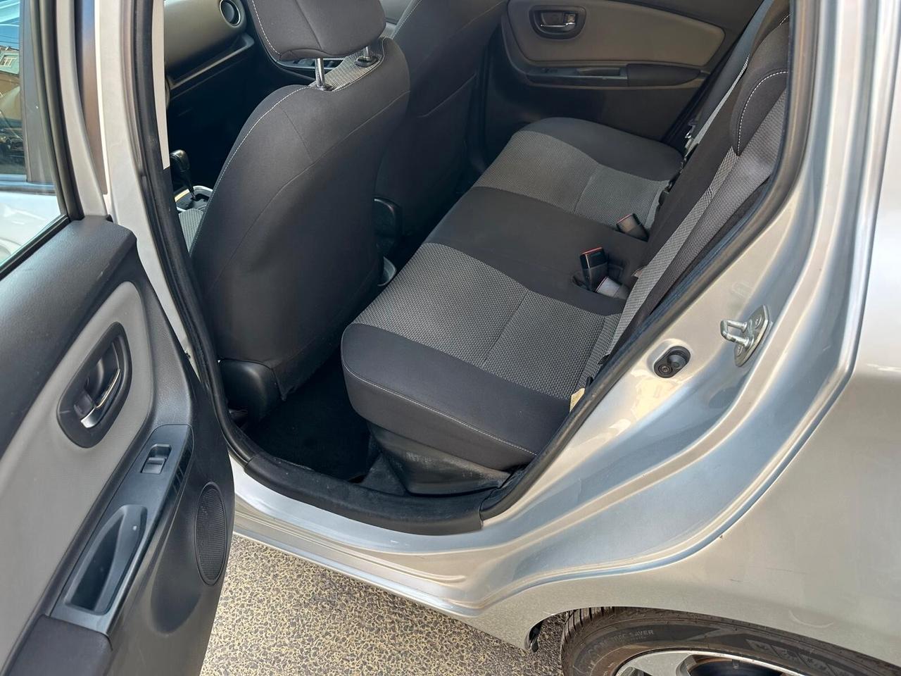 Toyota Yaris 1.5 Hybrid 5 porte Active