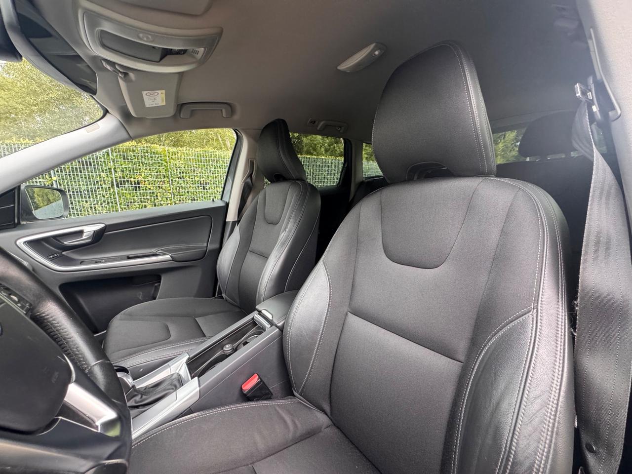 Volvo XC 60 XC60 D4 AWD Geartronic Kinetic