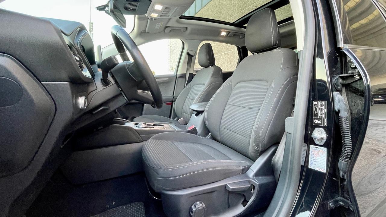 FORD KUGA 1.5 2WD ECOBLUE TITANIUM 120CV - FULL LED, TETTO, NEOPATENTATI