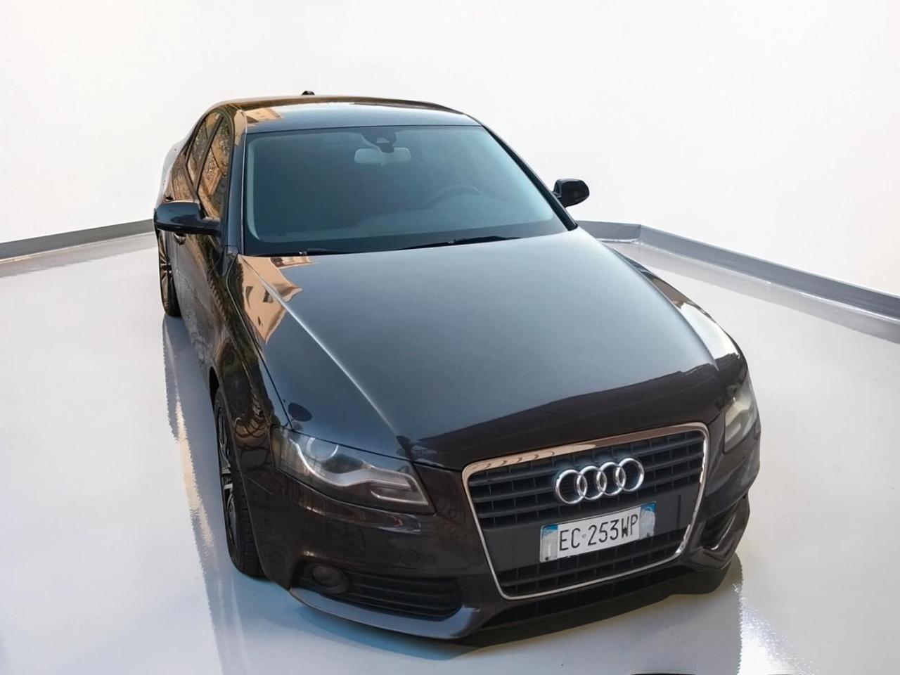 Audi A4 2.0 TDI multitronic 143cv