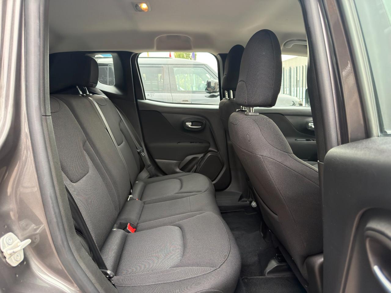 Jeep Renegade 1.6 Mjt 120 CV Longitude