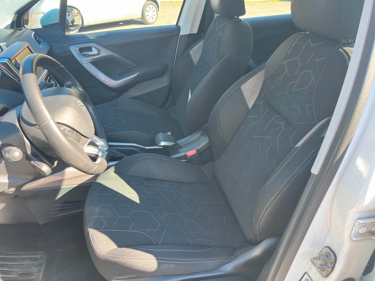 Peugeot 2008 PureTech 82 Active