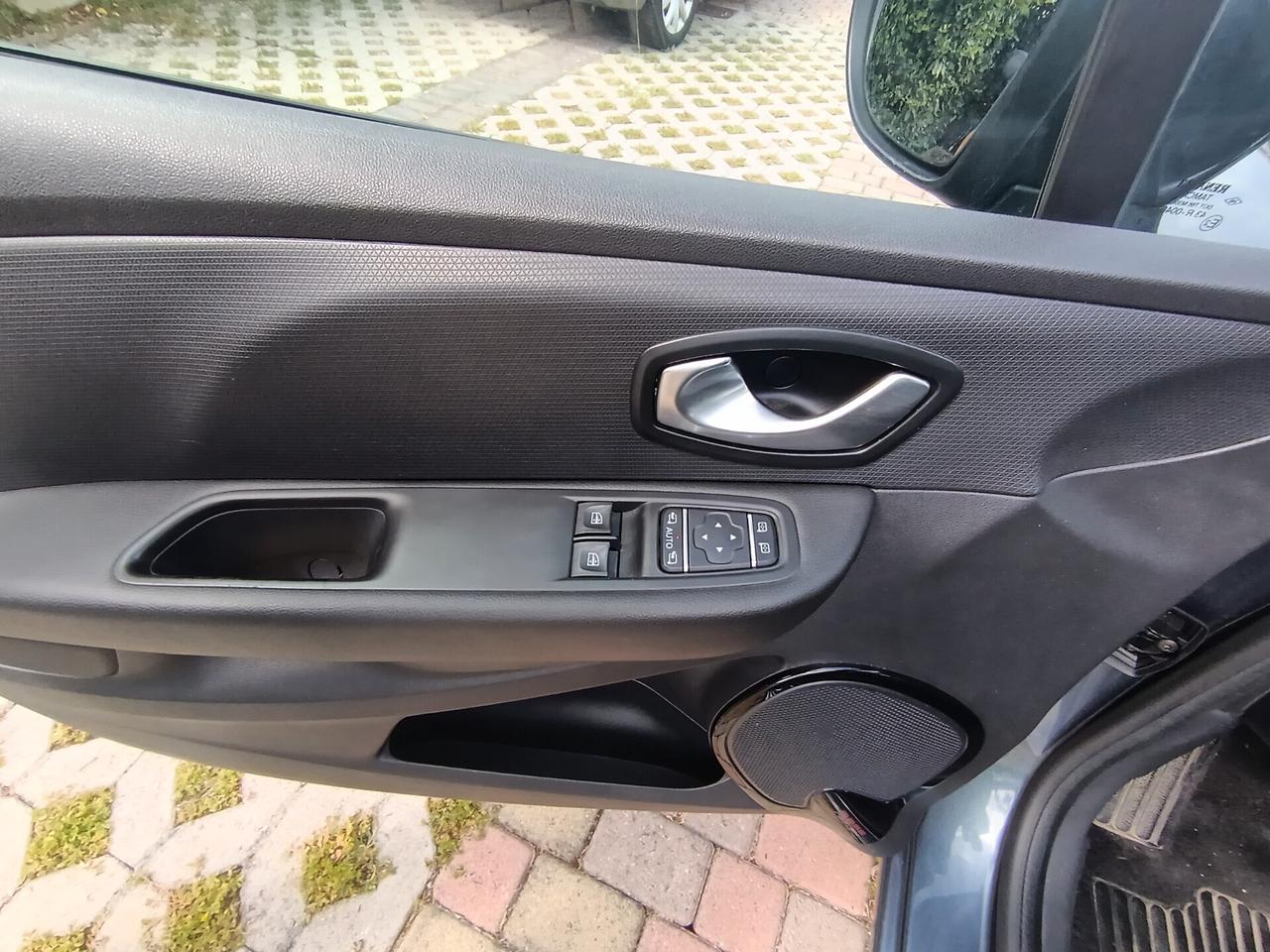 Renault Clio dCi 8V 75CV Start&Stop 5 porte Energy Life