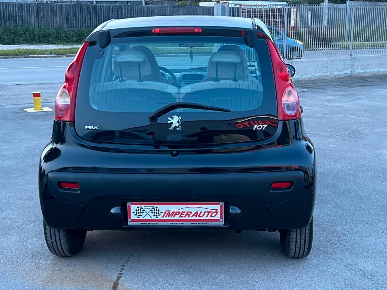 Peugeot 107 1.0 5p. Sweet Years TAGLIANDATA