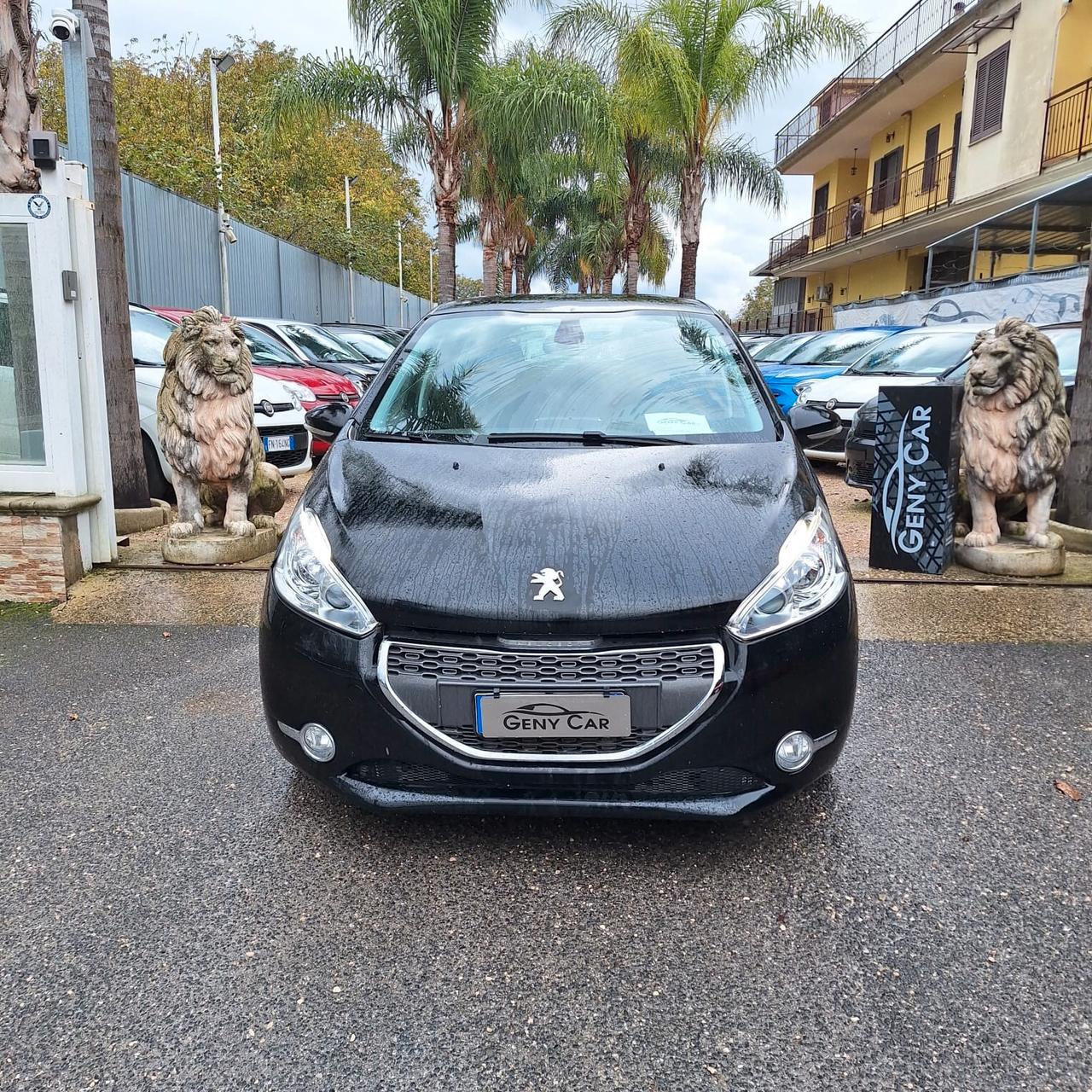 Peugeot 208 1.4 HDi 68 CV 5 porte Allure