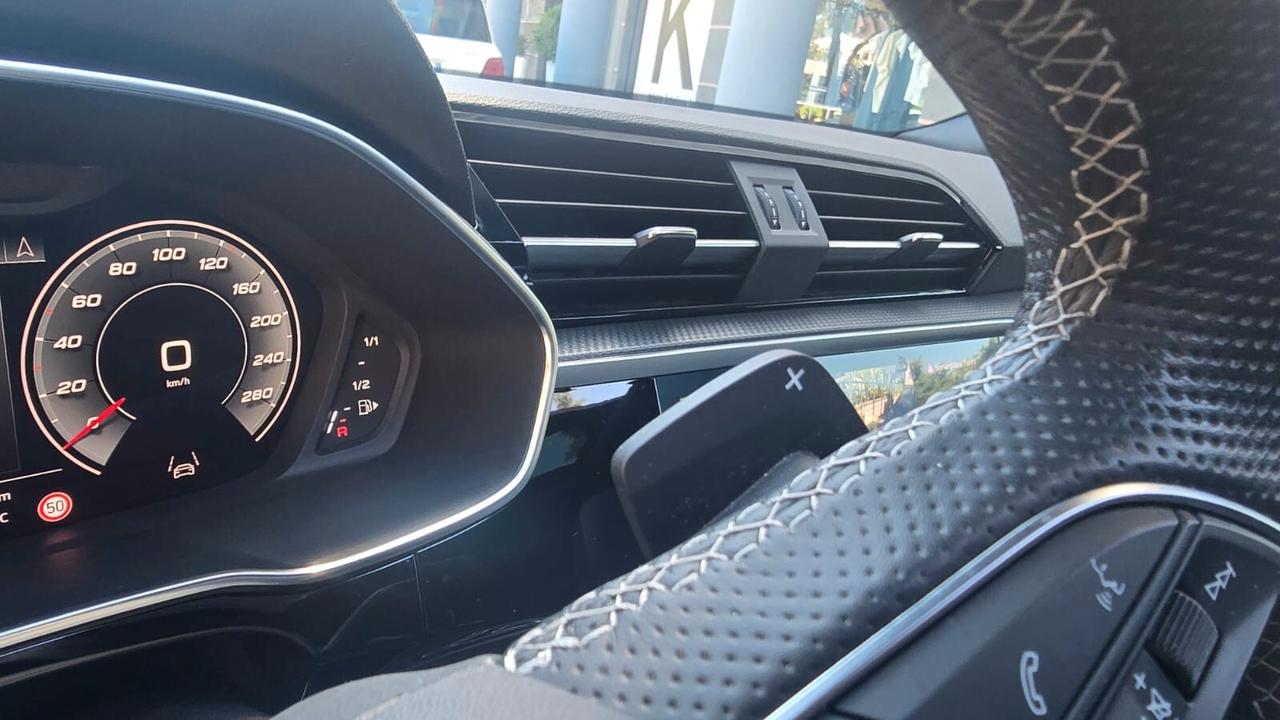 AUDI Q3 SPB 1.5 TFSI 150CV S-Line – Anno 2023 – Solo 31.000 km