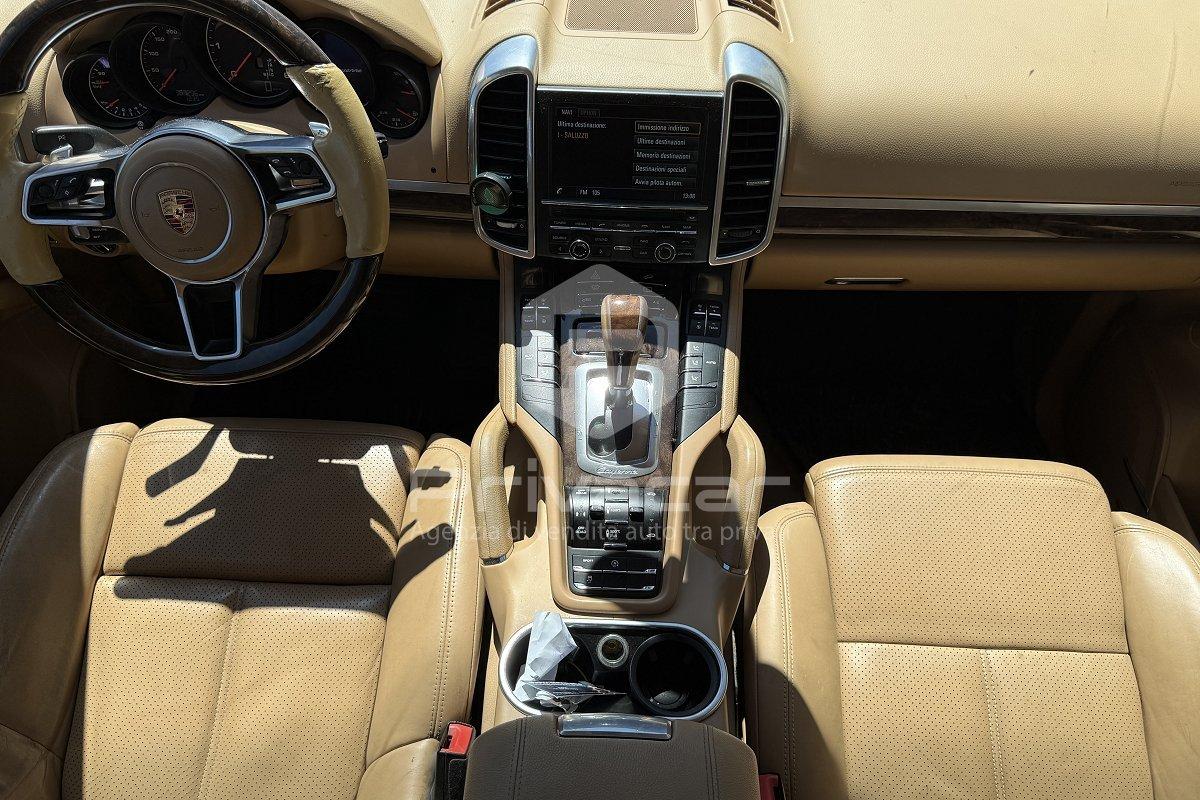 PORSCHE Cayenne 3.0 Diesel
