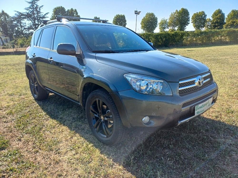 Toyota RAV 4 2.2 D-4D 177 CV Luxury Km 75.000