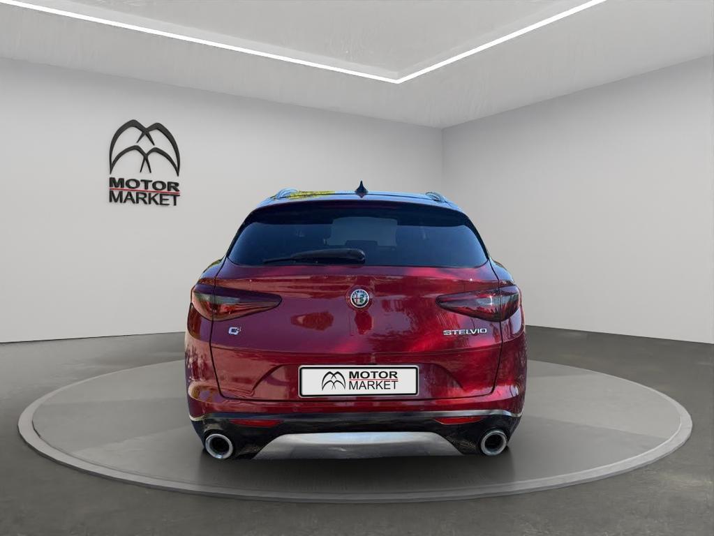 Alfa Romeo Stelvio 2.0 Turbo Ti Q4 AT8