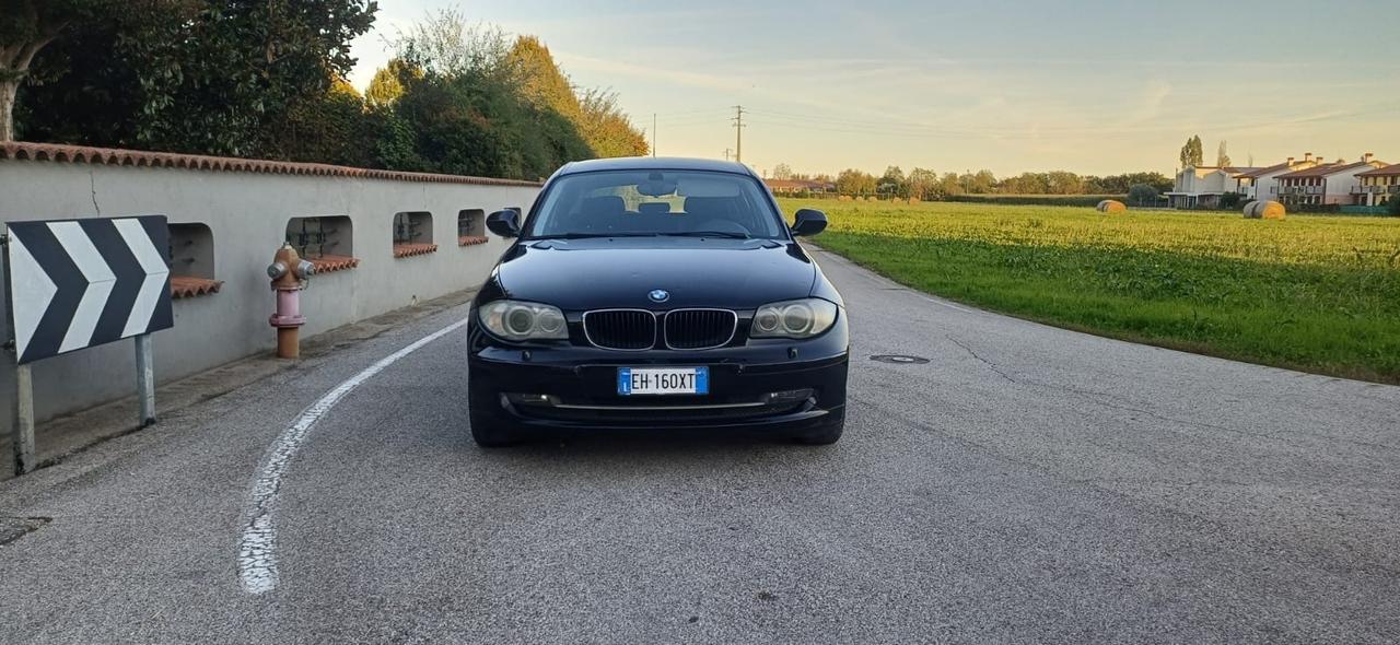 Bmw 116 116d 2.0 116CV cat 5 porte Futura DPF