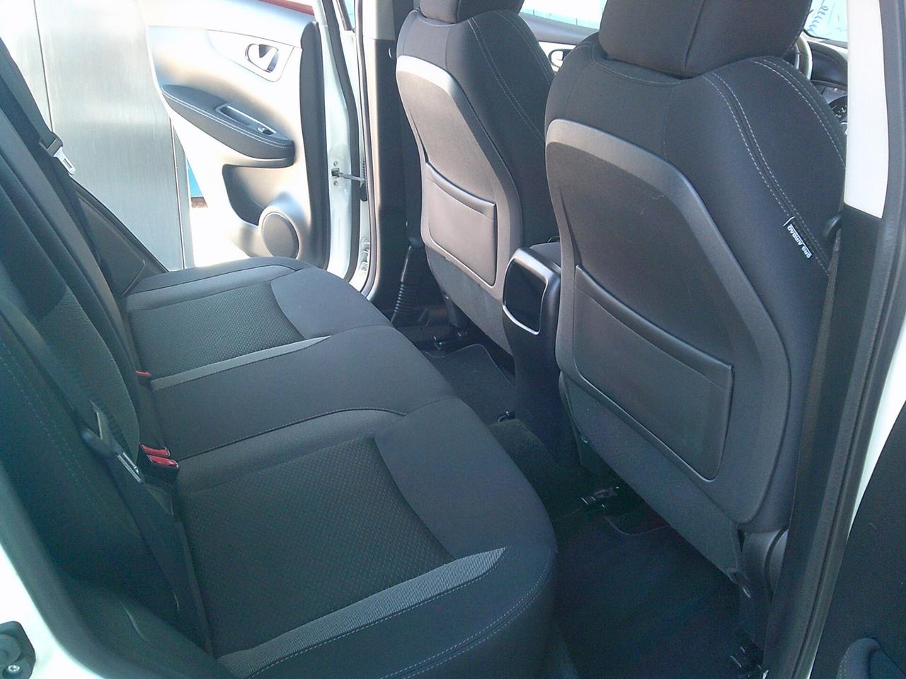 Nissan Qashqai 1.2 DIG-T N-Connecta*Apple Car Play*Tetto Panoramico*