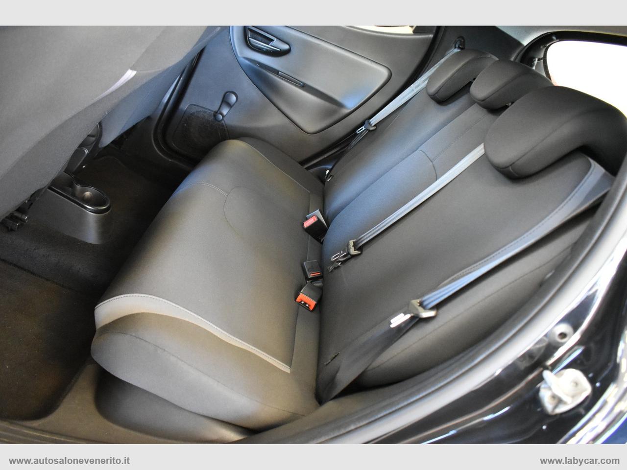 LANCIA Ypsilon 1.2 69 CV 5p. Gold
