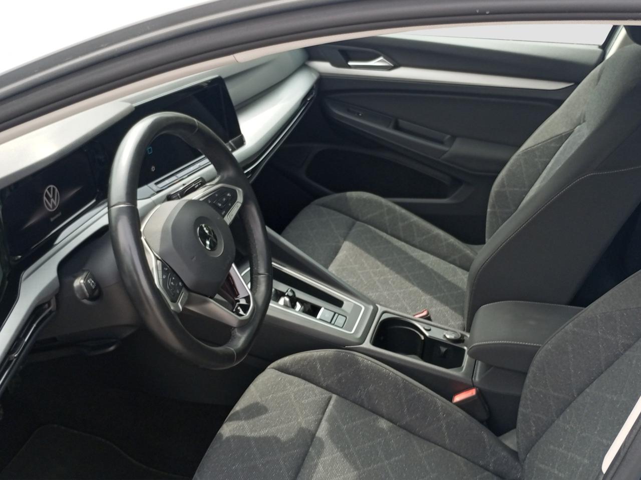 VOLKSWAGEN Golf 8ª serie Golf Variant 2.0 TDI SCR DSG Life