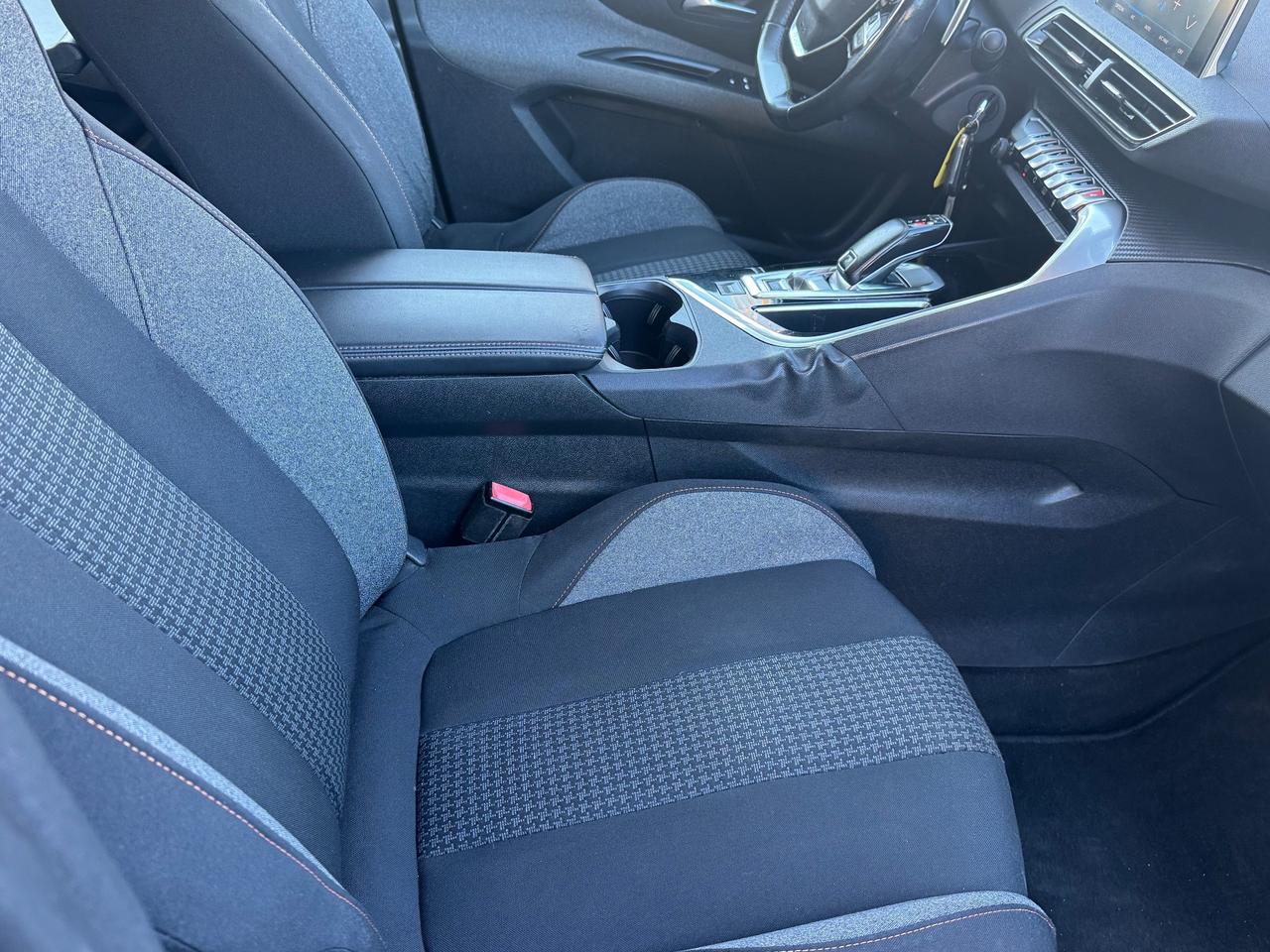 Peugeot 5008 BlueHDi 130 S&S EAT8 Business