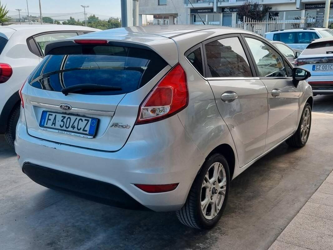 Ford Fiesta 1.0 80CV 5 porte Titanium