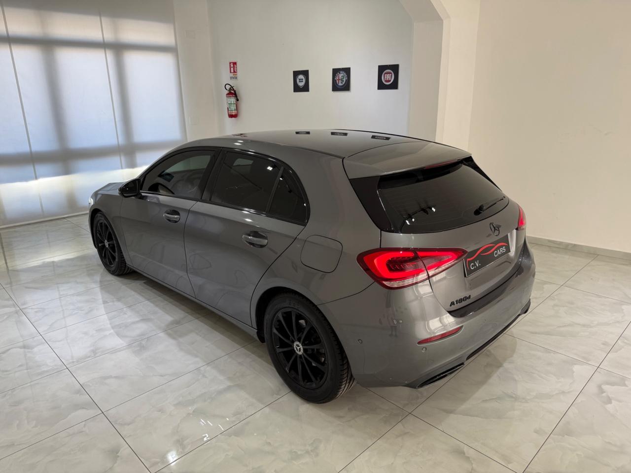 MERCEDES-BENZ A 180 D AUTOMATIC SPORT IVA ESPOSTA