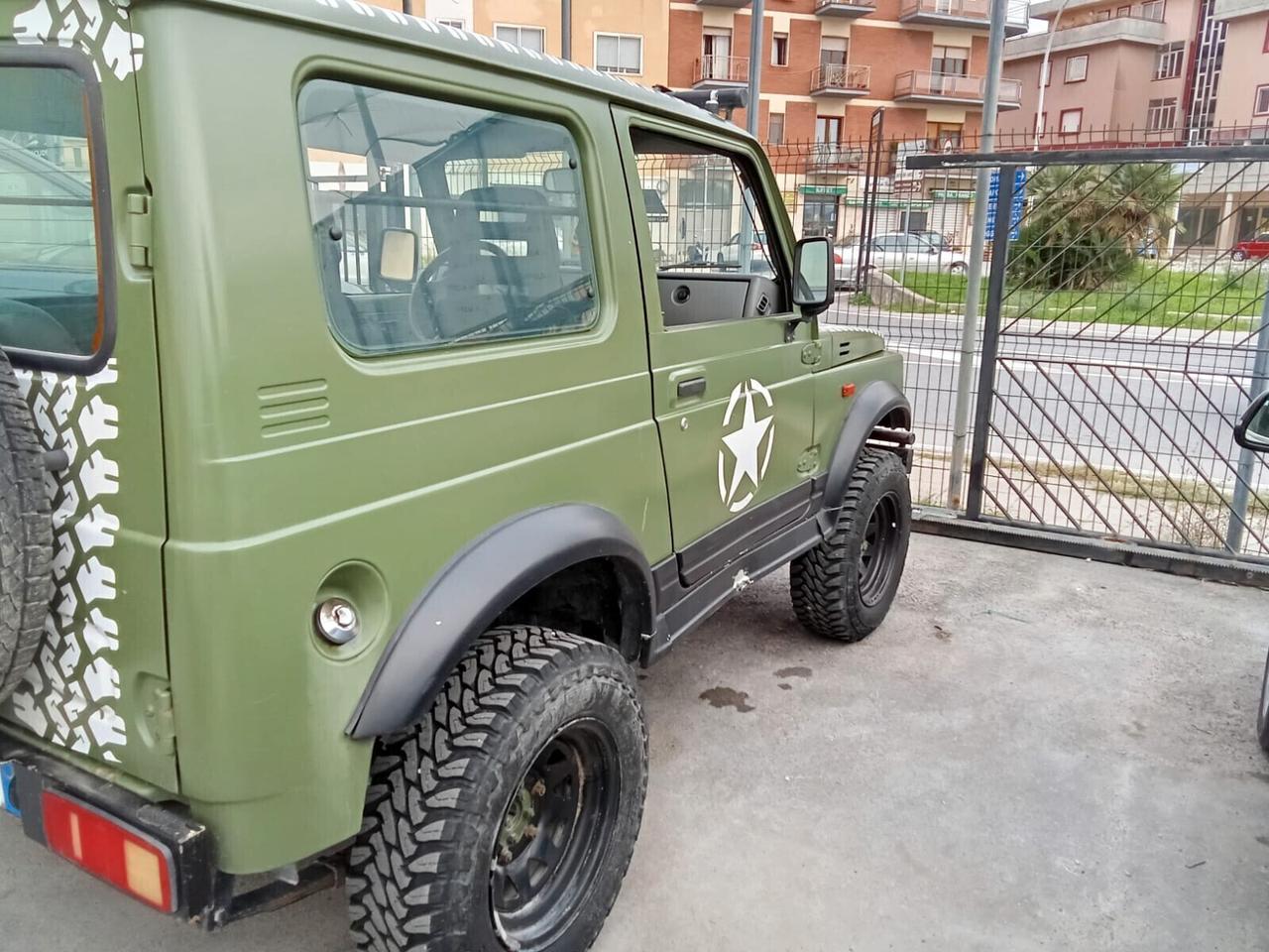 Suzuki Samurai 1.9 diesel cat Berlina De Luxe