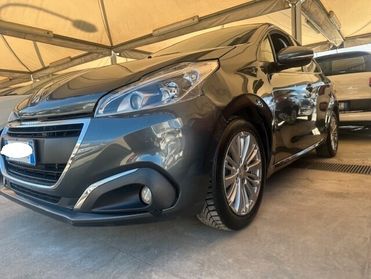 PEUGEOT 208 11/2017 1,2