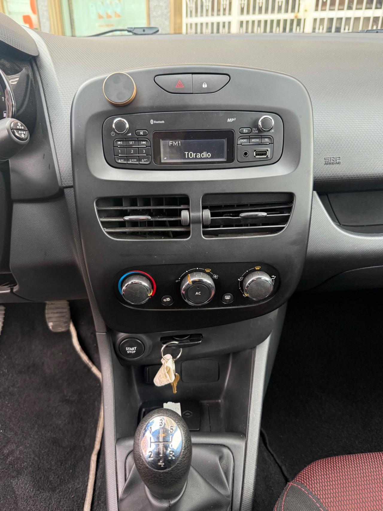 Renault Clio 1.2 75CV 5 porte Live