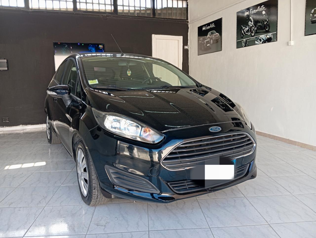 Ford Fiesta 1.4 Benz/GPL 2015 CON GARANZIA