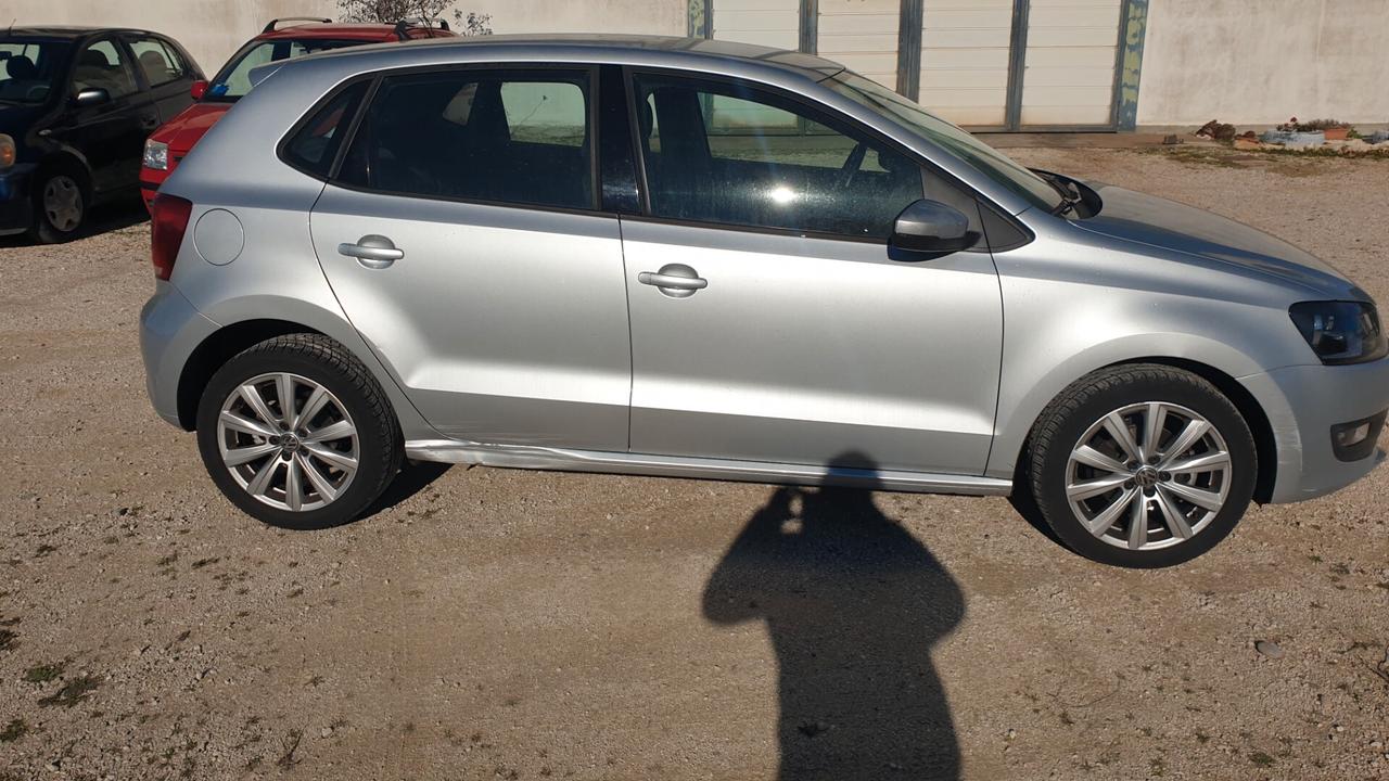 Volkswagen Polo 1.4 DSG 5 porte Highline 85cv