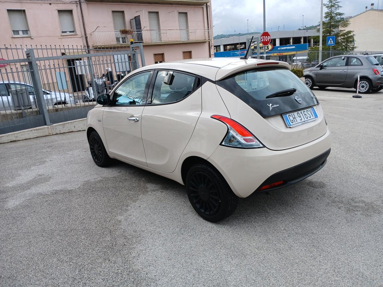 Lancia Ypsilon 1.0 BENZINA HYBRID 2022
