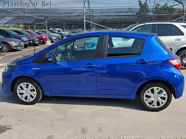 TOYOTA Yaris Yaris III 2017 5p 1.5h Business - FV156FC