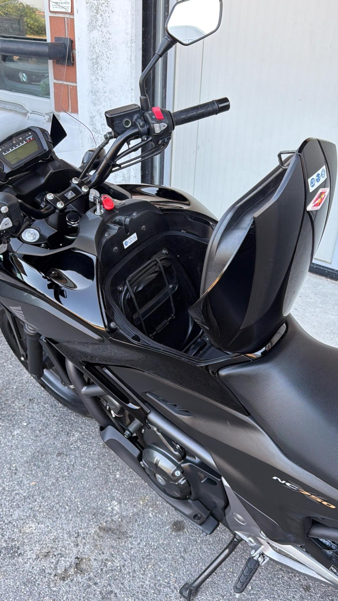Honda NC 750 X DCT