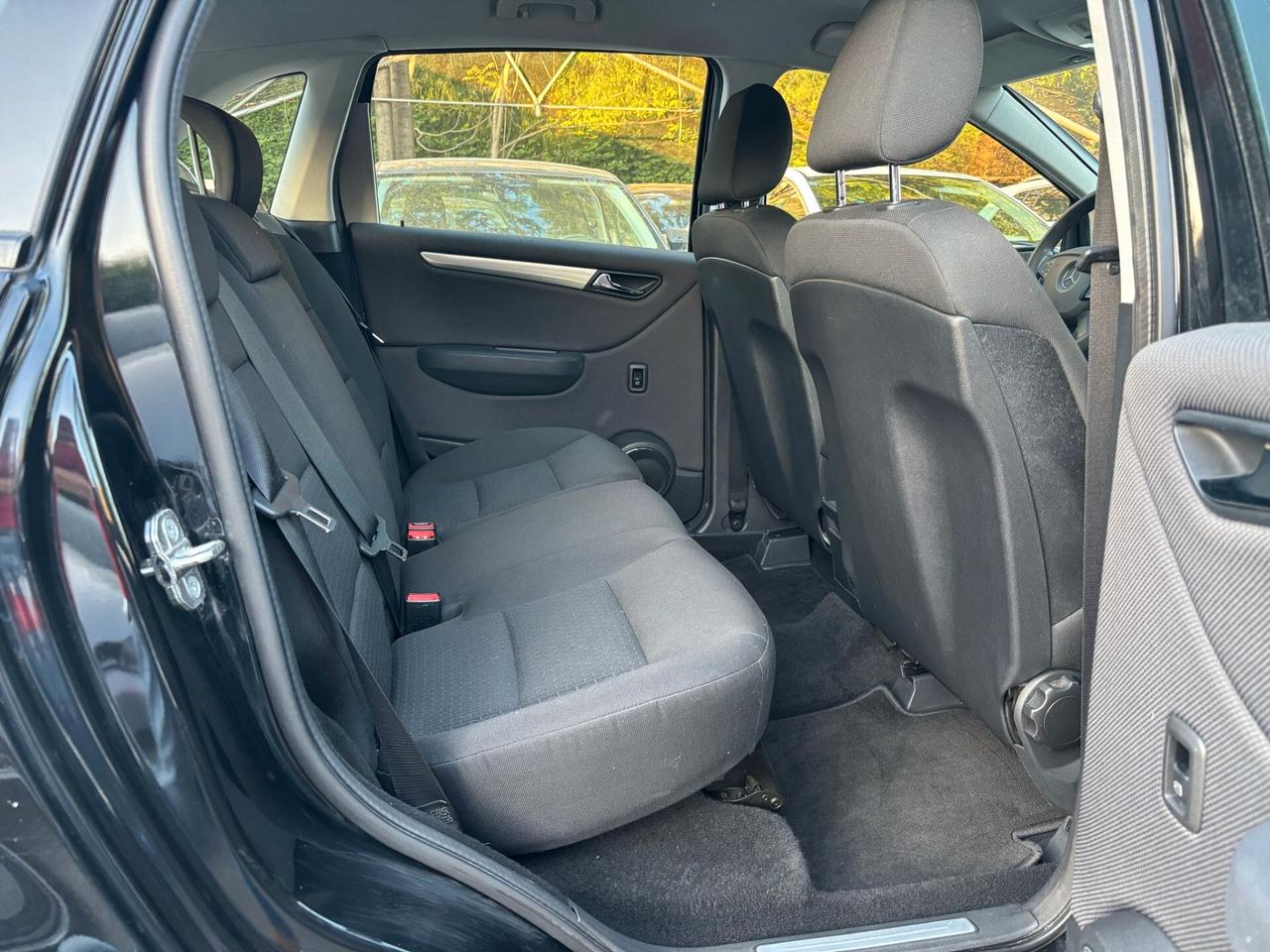 Mercedes-benz B 180 BlueEFFICIENCY OK Neopatentati