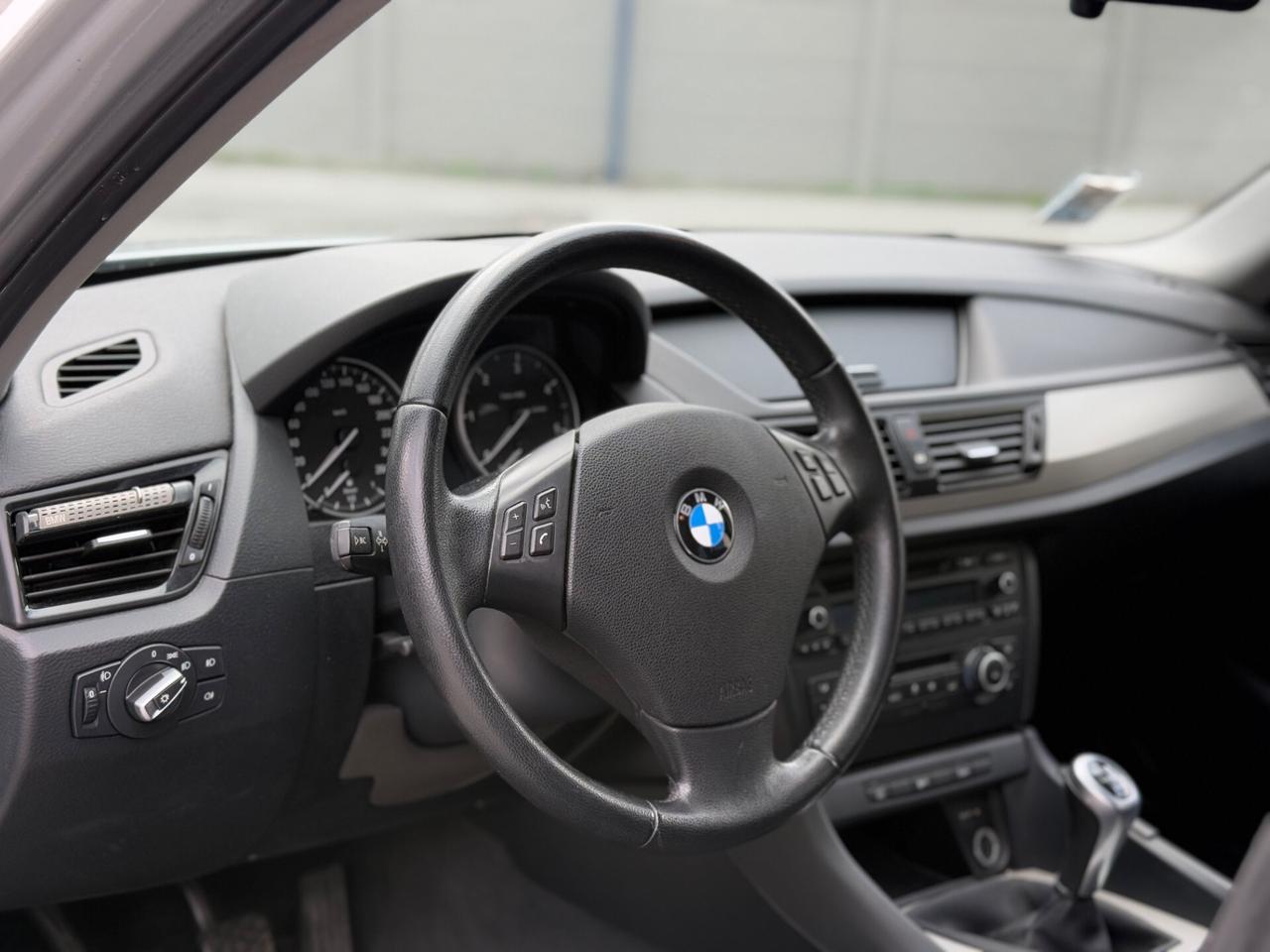 Bmw X1 sDrive18d 2015 Pronta consegna