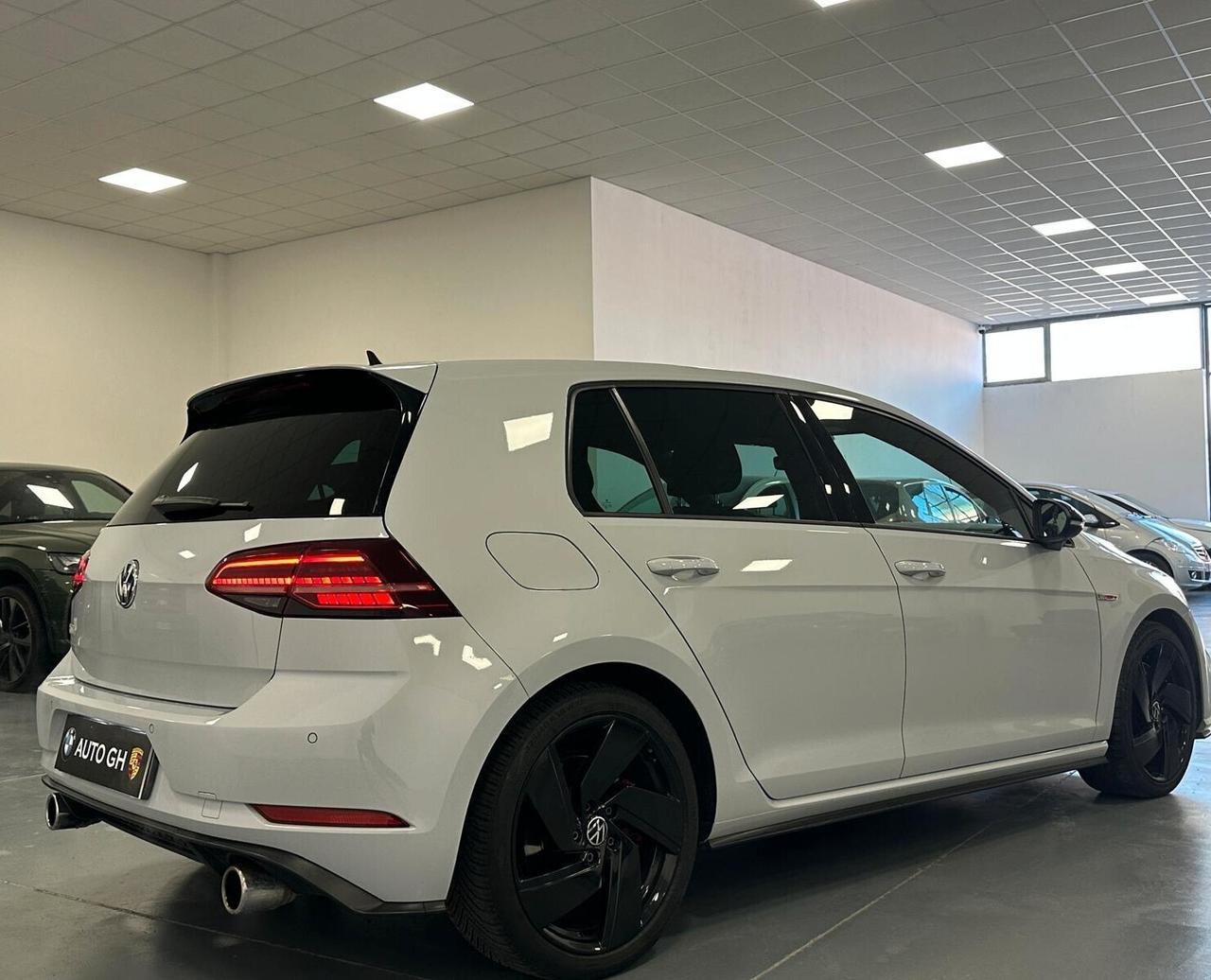 Volkswagen Golf GTI Performance 2.0 245 CV TSI 5p. BMT