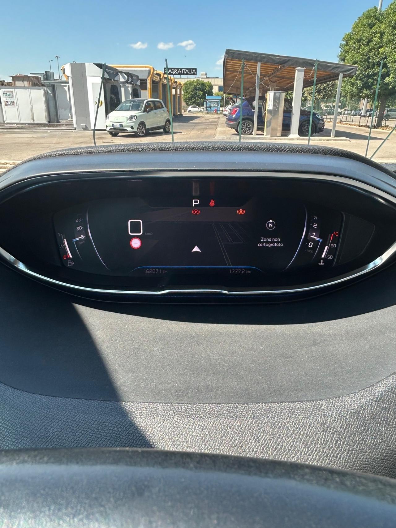 Peugeot 3008 BlueHDi 130 S&S EAT8 Allure da vetrina