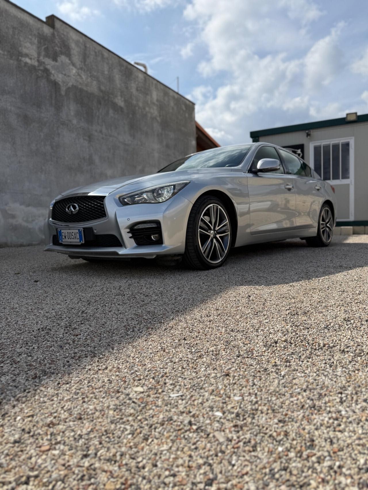 Infiniti Q50 2.2 diesel AT Sport