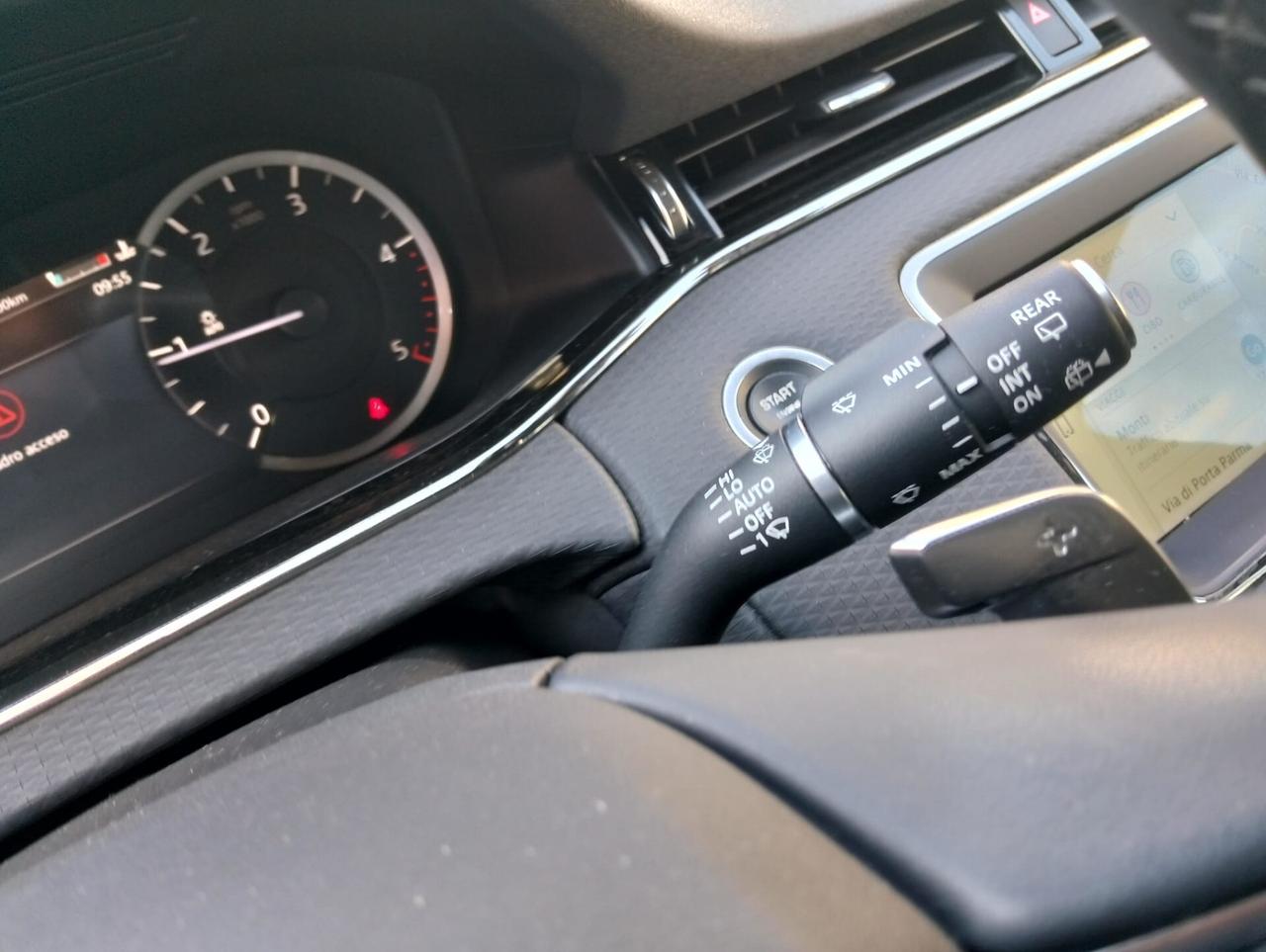 Range Evoque 2.0D 163cv AWD R-Dynamic 2022 SINISTRATA