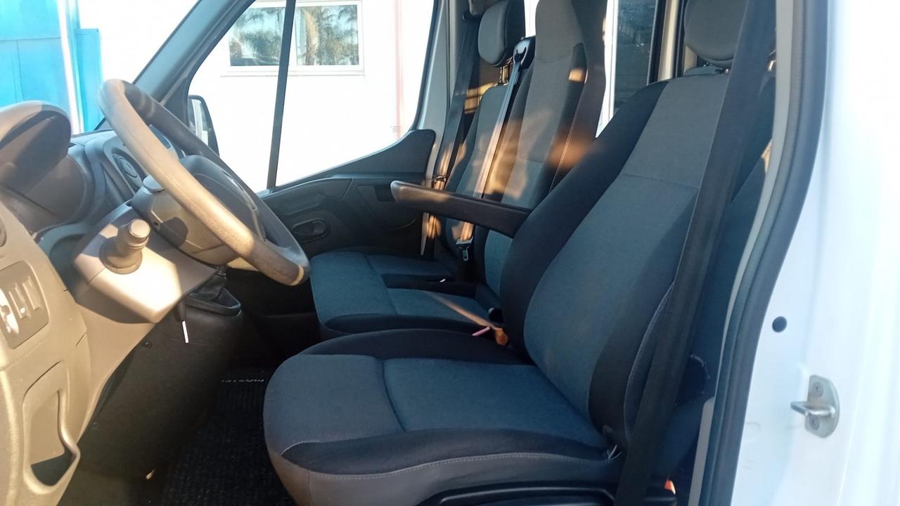 Renault Master Renault master 2.3 cassonato-doppia cab-2019