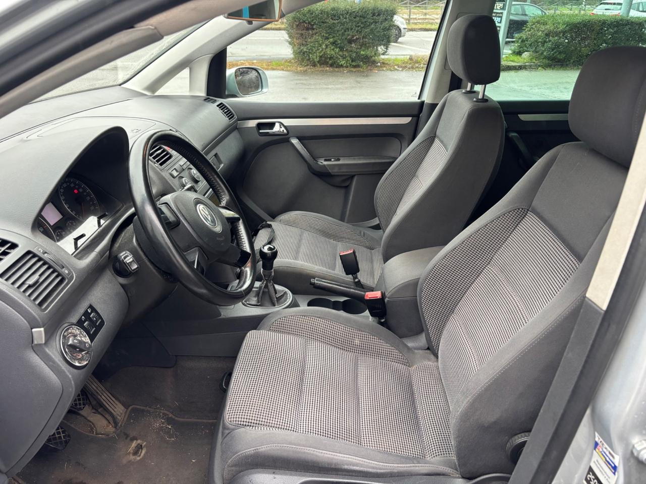 Volkswagen Touran 2.0 TDI 136CV Highline