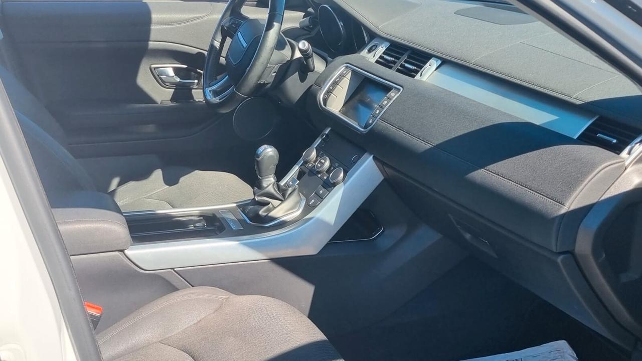 Land Rover Range Evoque 2.0 150 CV 5p. Pure