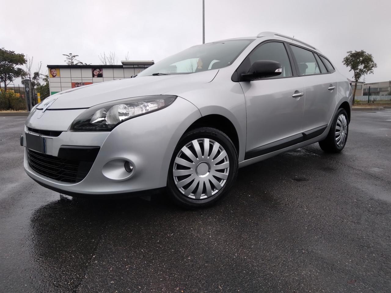 Renault Mégane 1.5 dCi 90CV SporTour Wave x neopatentati